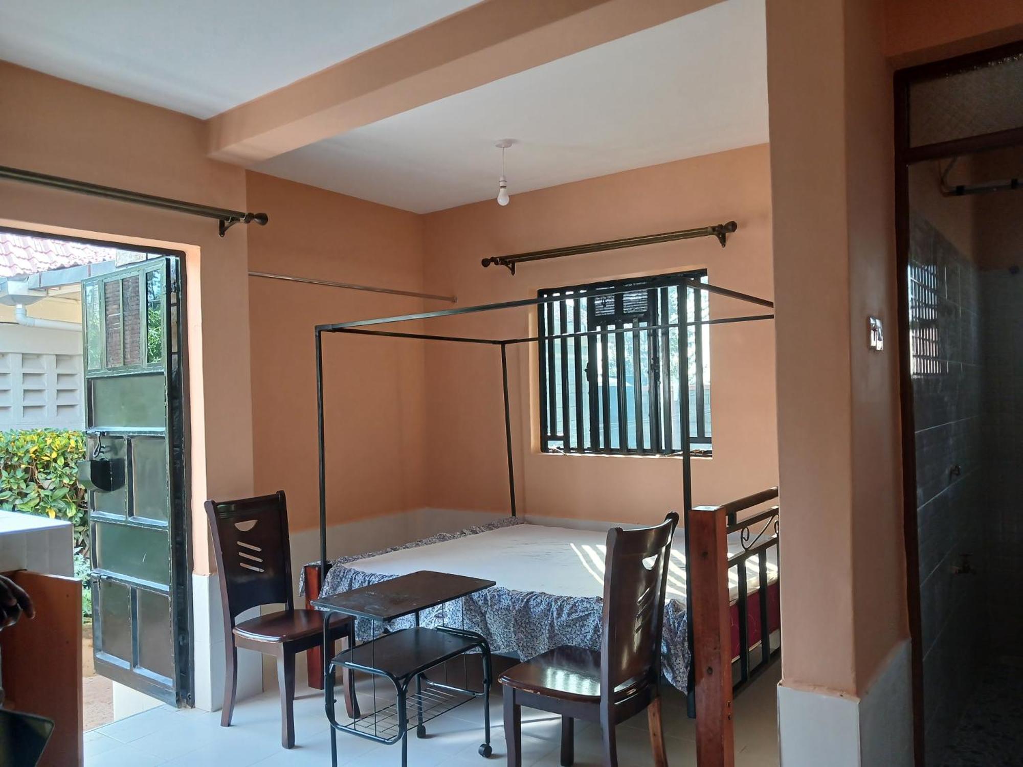 Bedsitter To Let Hotel Kisumu Eksteriør billede